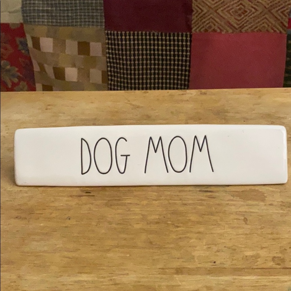 SALE 🔥Rae Dunn Dog Mom desk accessory
